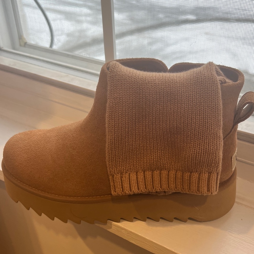 UGG Brown Kids Boots with Knit Cuff